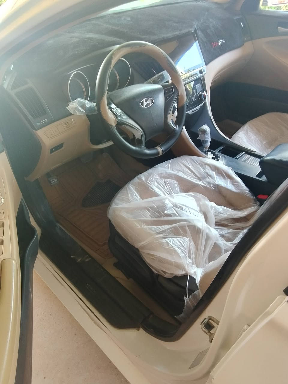 سوناتا 2011بأسمي رقم بغداد خليجي مكينه 2400بيهة اربع قطع صبغ سيارة لا تنقيص ولا  تبخير تدفئة تبريد السعر 100
***********
