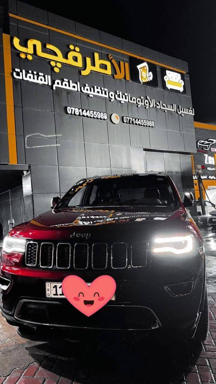 السلام عليكم جيب لاريدو 2017وارد امريكي 
فئه لمتدد  

ماشيه 180الف وقابل للزياده 
كير مكينه حداديه تخم تاير 
جديد 
بئسمي رقم دولي 

بدون ضربه  بيه صبغ حزام اثر شخوط 
وموجود صوره مال امريكه بدون حادث 
بدون ايرباك 
 
مكان السياره بغداد 
السعر 173 وبيه مجال 
للتصال:  ***********
