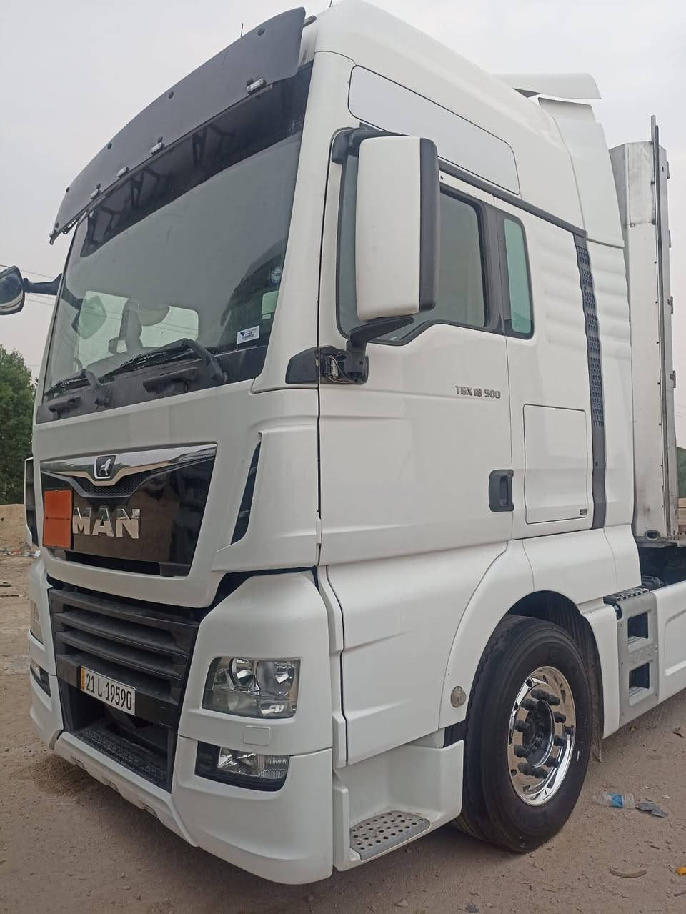 للبيع كفاله عامه2018
حجم 500
محرك دبل سوبر 
كير سكانيه
فول فول مواصفات
عربانه شمتز تخم تاير ويل كروم 2015
مسجل جادر كبس
تسجيل جديد هزه جديده
جوبلس امامي شاصي عدل
سعر 365 $$$
***********
