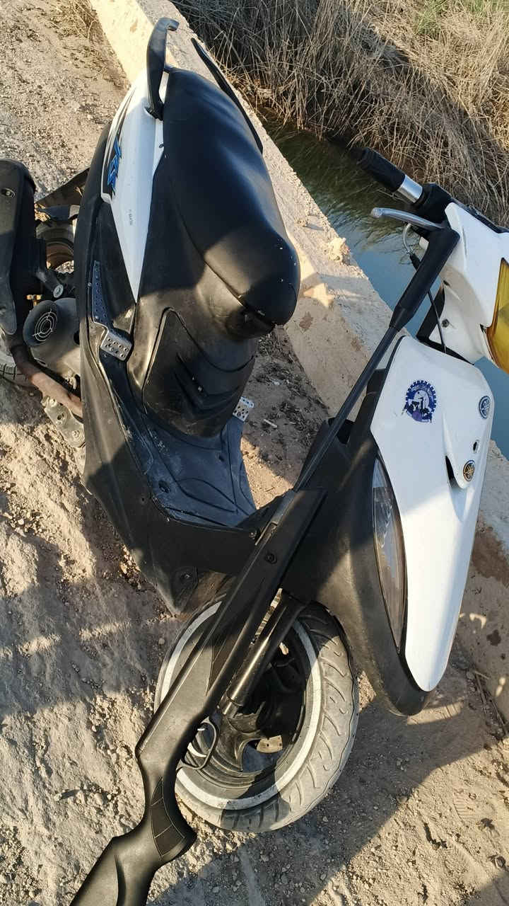 سلام وعليكم للبيع دراجه ماكس عدله 
بوشه دراجه 49 
شغاله كلشي مابيه نكره سلف وهندر 
جاهزه من كلشي سعر دراجه 450 وبيه مجال
رقم تليفون***********لتواصل
