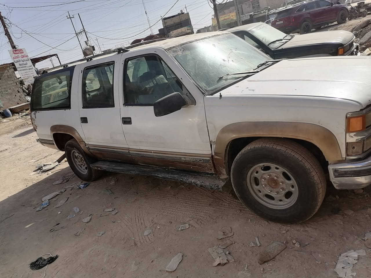 السلام عليكم جمسي موديل 96 سيارة محوره ٣٠٠٠ فيشه و بطل اسود كير عاطل بي بس نمره واحد وعلى البك السيارة شوف العين تخم تاير جديد السعر 25 وبيها مجال قليل  عنوان ديوانيه دور النسيج  ***********
