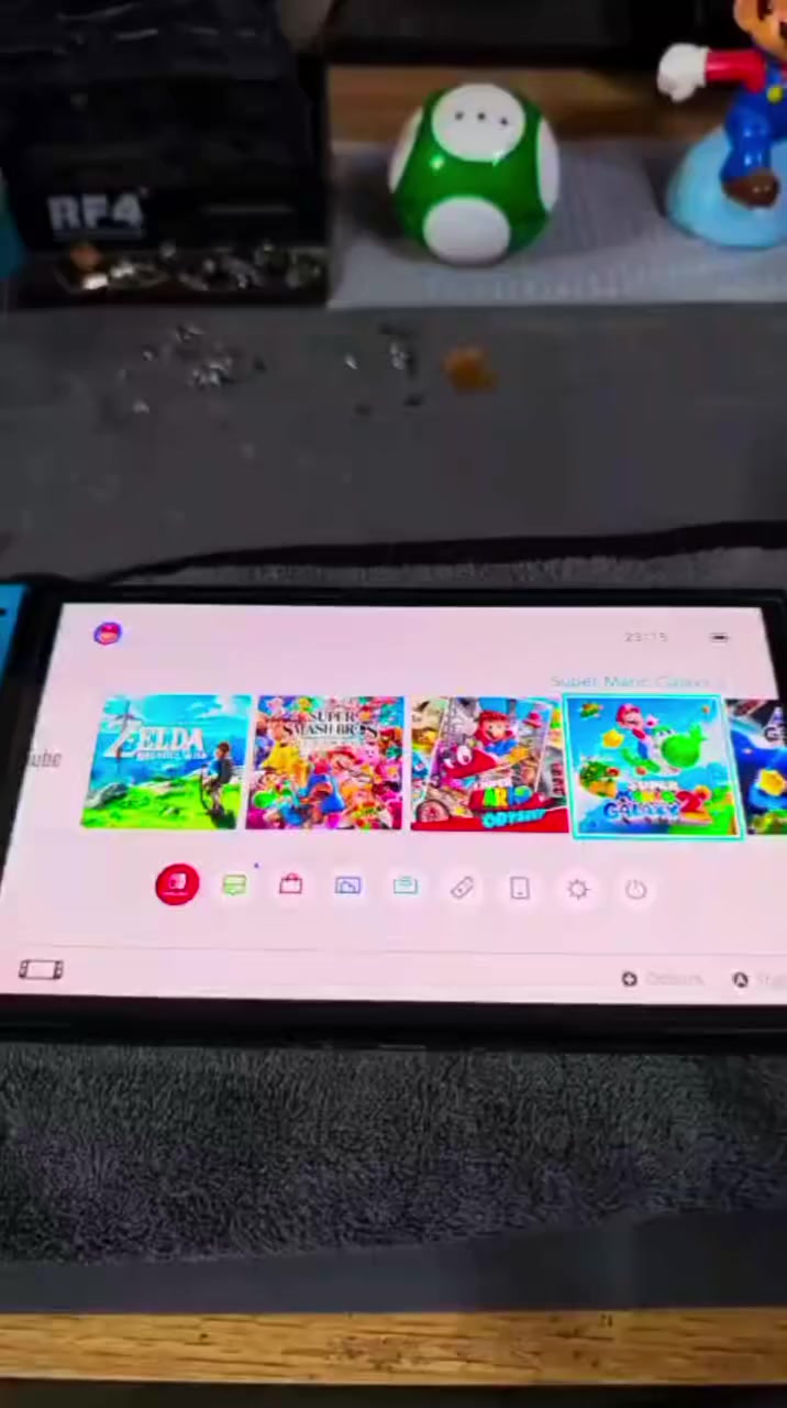 نيتيدو أولد مهكر نظامين جديد مستخدم قليل ذاكرة 256كامل ملحقاتة اصلية شخط مابي نظيف كلش مع أحدث الألعاب بسعر مناسب  موجود توصيل


**إذا كنت صاحب هذا الإعلان وتريد حذفه لأي سبب، رجاءا أرسل رسالة إلى الدعم الفني**