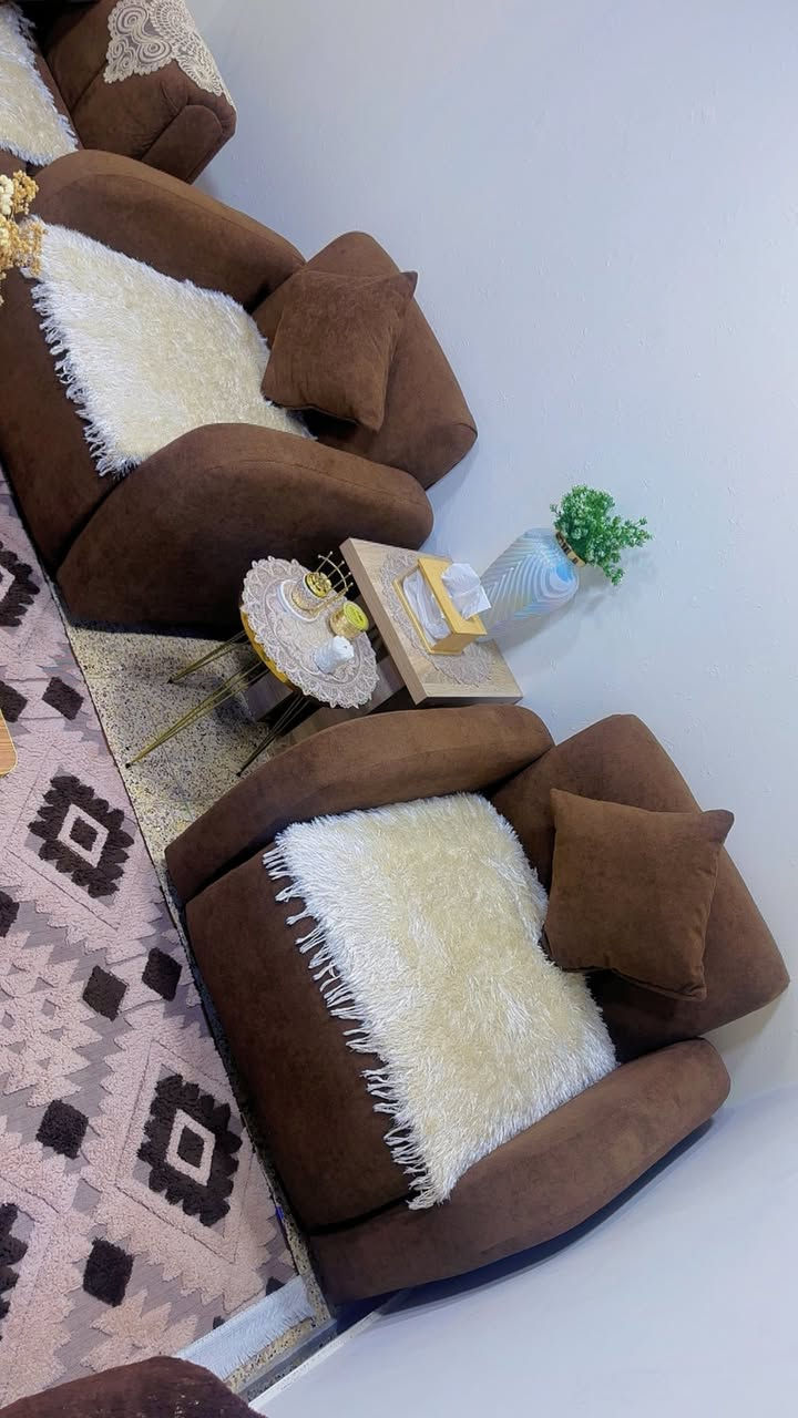 تخم ٥ مقاعد وميز بلازما للبيع عنوان سيديه استفسار خاص


**إذا كنت صاحب هذا الإعلان وتريد حذفه لأي سبب، رجاءا أرسل رسالة إلى الدعم الفني**