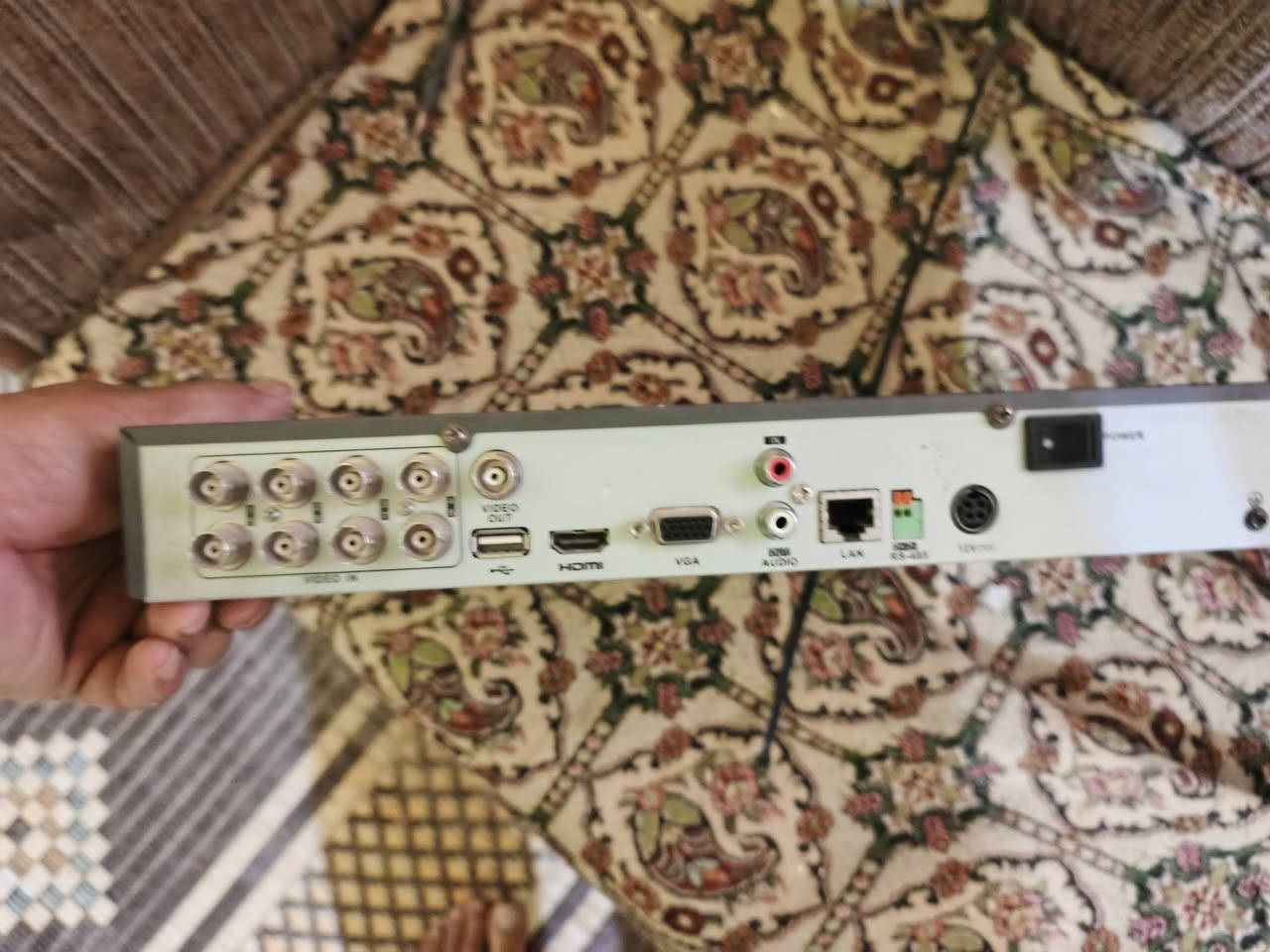 سلام عليكم جهاز DVR كامرات ٨ سستم سعر ٥٠ مكان ديوانية ***********
