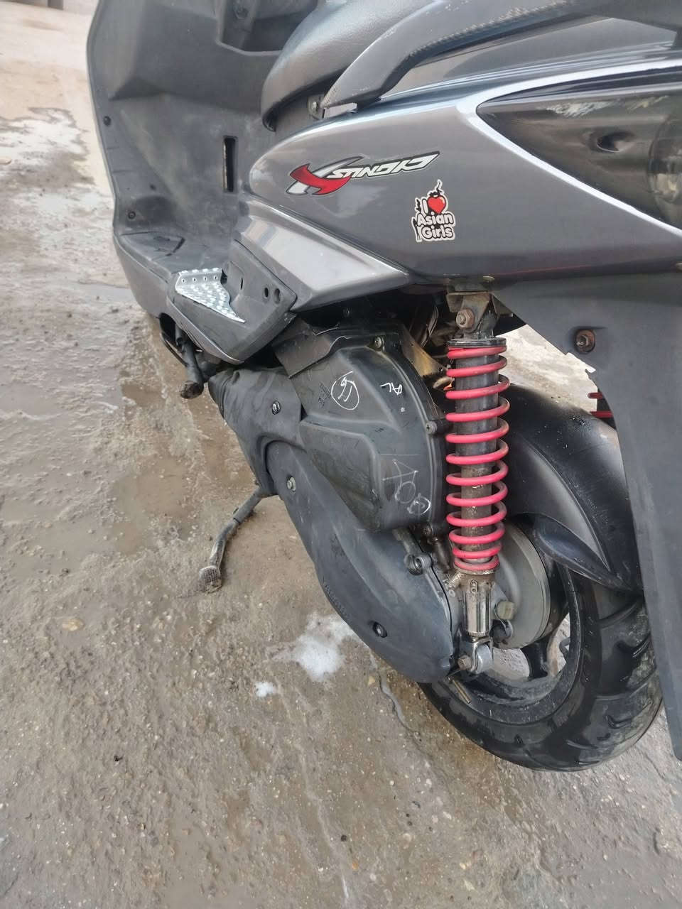 اسلام وعليكم
سكنس فحل
لبيع
دراجه مكفوله من لفتح وشد
مكينه مزوده
نضافه 100/100
دراجه رمبه
لاستفسار رقم الهاتف
***********
العنوان بغداد الغزالية
