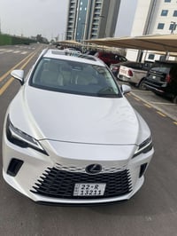 للبيع لكزس RX موديل 2024 ابيض  هايبرد وكاله خليجي بحاله الوكاله مكفوله...
