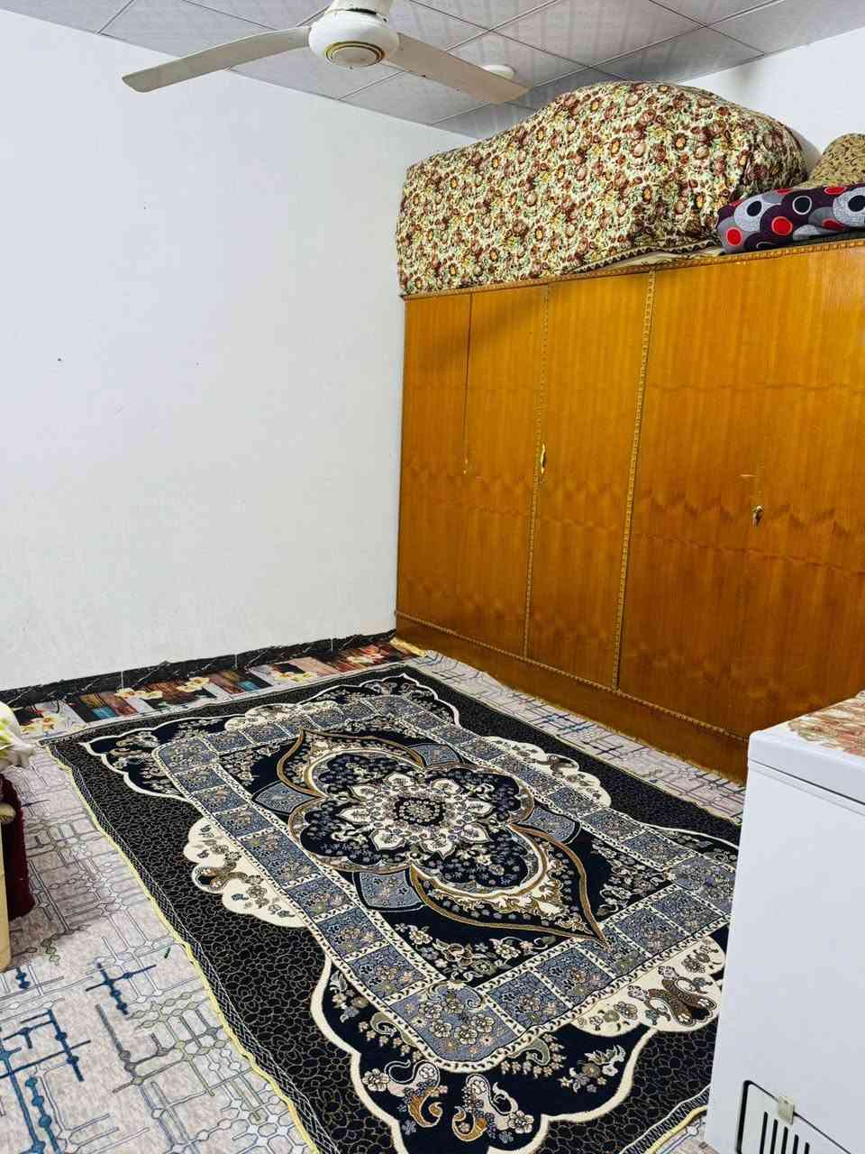 سلام عليكم بيت اللبيع 50مترزراعي معه الأثاث البيت يتكون من غرفة وصله ومخزن عامود 327مقابيل ملحق قرية الغدير باقي التفاصيل على الرقم اوالواتساب سعرالبيت 25وبي مجال ***********
