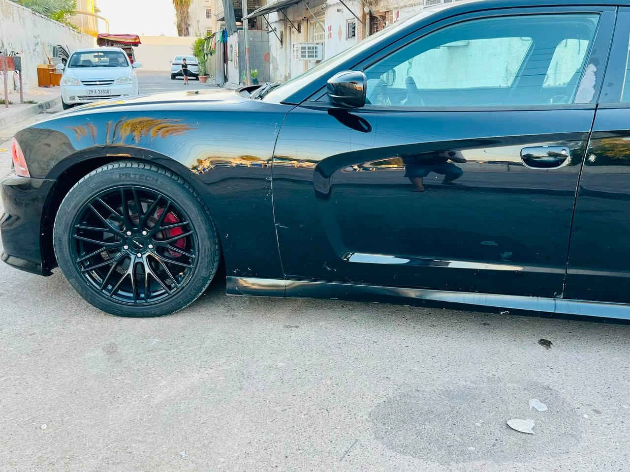 سلام عليكم  للبيع فقط
ما ادور مراوس فقط بيع
جارجر12 خليجيه مكفوله  ومكفوله من اليرباك
صارت عدنه طخه بلجاملغ جبنه نفس الون بلادي
موديل 12 ارتي 5700 
رقم بغداد  
مكينه وكير واكسل على فحص
سياره جاهزه وكلشي بيها بلادي 
حتى الكزوز كله بلادي
كشنات حضن
كيجات 260مال خليجي
صدر امامي خلفي جديد 
مكاني بغداد  
السعر 135 وبيه مجال 
***********
