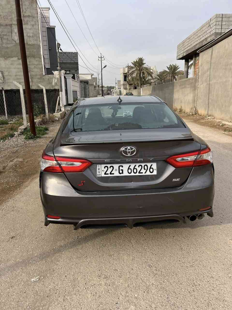 كامري موديل 2020 se حادث جنطه مبدل بلاد  وجاملوغ خلفي الايمن حادث امريكا  وباب الخلفي الايمن بلعراق مصلح ومصبوغ والباقي السياره حلوه وخير من الله ماشيه 130مل عارضها ب173$ وبيها مجال شي بسيط مكاني ديالى بعقوبه رقم أربيل باسمي ***********
