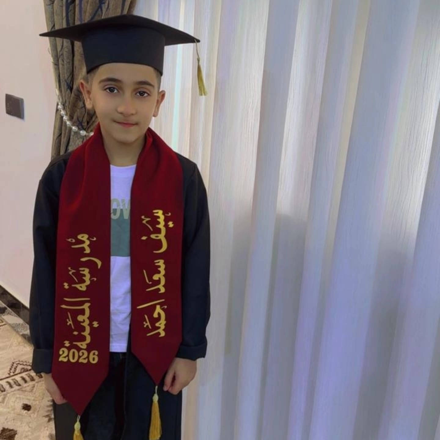 روب تخرج + قبعة
من الروضه و الصف الاول الى السادس ابتدائي 
والمتوسطة والإعدادية  والجامعة 🥰

مفرد وجمله

جميع الالوان والموديلات
بدء التحضير الموسم
التخرج🎓 

انسب الاسعار 🥰

 لدينا 😍
*روب تخرج😎
 *قبعات تخرج🎓
*وشاحات بجميع الألوان طباعه ⚪️⚫️🔴

*وكذلك متوفر بكج كامل البكج يحتوي😍
( روب ،قبعه،وشاح،شهادة،مع الطبع)

* مستعدون لتجهيز  الروضه والمدارس وبسعر الجمله 🥰

الف مبروك التخرج مقدماً 😍❤️
للطلب مراسلة الصفحة … تتوفر خدمه توصيل🚘🚖🚘🚖


**إذا كنت صاحب هذا الإعلان وتريد حذفه لأي سبب، رجاءا أرسل رسالة إلى الدعم الفني**