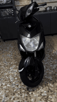 سلام عليكم شباب دراجه سكنس لد طلاعات حديث دراجه كفاله عامه من كلشي دراجه حيل جديده تتعب تكول جديده ادراجه أخذته
9/30 اللّٰه شاهد عدي فقط أدير 
محسن ثاني مره ابدل دهن اله امزويل بس دراجه مأخذه ب1700
اللّٰه شاهد دراجه معروضه ب1550 وبيه مجال قليل عنواني بغداد جديده لاستفسار رقم
***********
