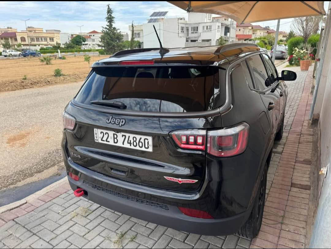 jeep compass 2019
تەنیا یەک چاملخی پشتەوەی بۆیاخە بێ داخلی
دەبل ئەکسل
گێڕ و مەکینە بە شەرت
رەقەم ە سەنەوی نوێ تا ٢٠٢٩
چوار تایەی سفر
یەک تەعدیلی لە پێشەوەی سەر بۆنیتی هەیە
تەنیا ٨٠ مایل رۆیشتووە
نرخی ١٢٧$
بۆ پەیوەندی/*********** مرغصور, أربيل
