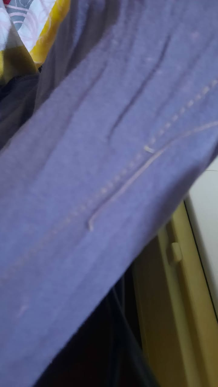 للبيع مكينه ام جنطه تطريز شغاله سعر 80 وبيه مجال بسيط للاستفسار اتصل على رقم ***********
