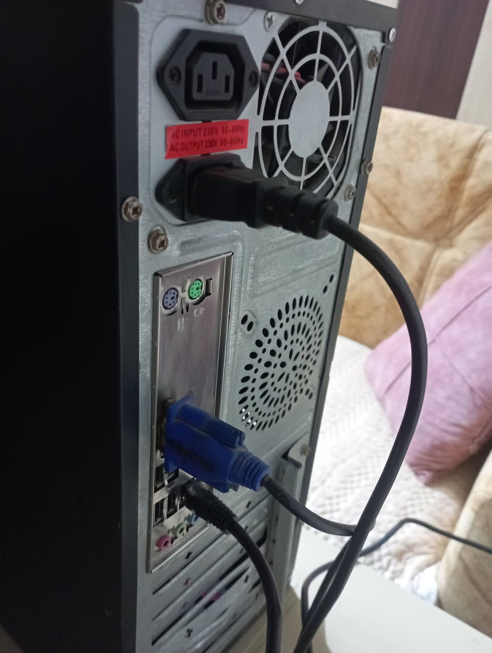 كيس بيسي كامل جهاز ملحقات كاملة ماعرفلة الله شاهد شرط شغال ومواصفات خرافية العاب ويوتيوب وكوكل وبي هواي برامج  سعر 60 الف  توصيل جميع محافظات موجود مستعجل ع بيعتة محتاج 
التواصل ***********
