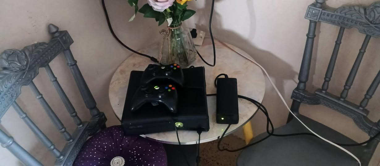 اكس بوكس 360 للبيع 139 لعبه الرقم ***********
