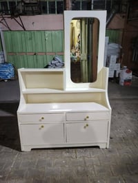 ميز تواليت • عدد 2 • نجارة مصبوغ