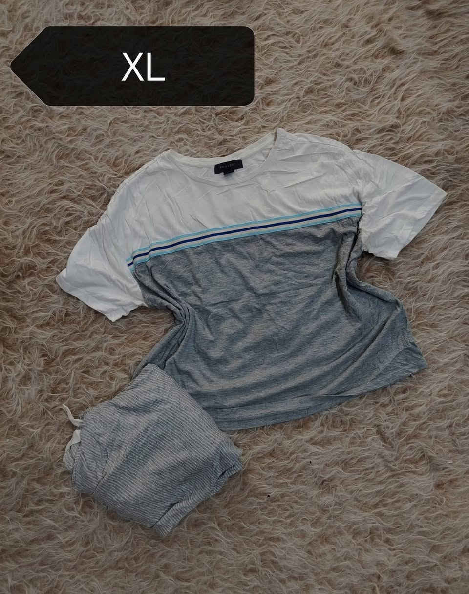 عرض 
تراكين ب5 
الخامه زبده وفانيله 
انواع القياسات متوفره
متوفر من عمر 8 سنوات لحد 60 سنه 
توصيل متوفر


**إذا كنت صاحب هذا الإعلان وتريد حذفه لأي سبب، رجاءا أرسل رسالة إلى الدعم الفني**