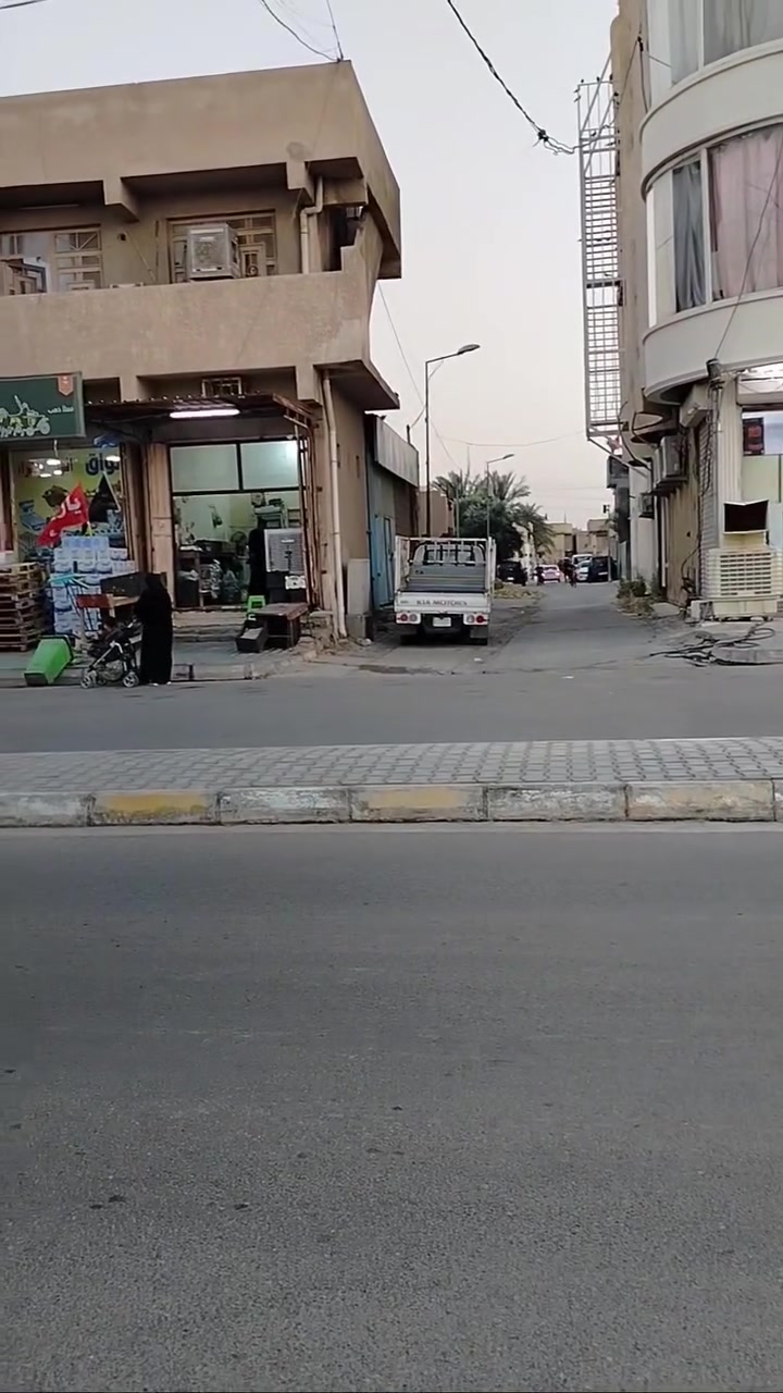مرحبا.. بناء تسعينات   140 متر .. يباع قطعة أرض.للأستفسار***********
