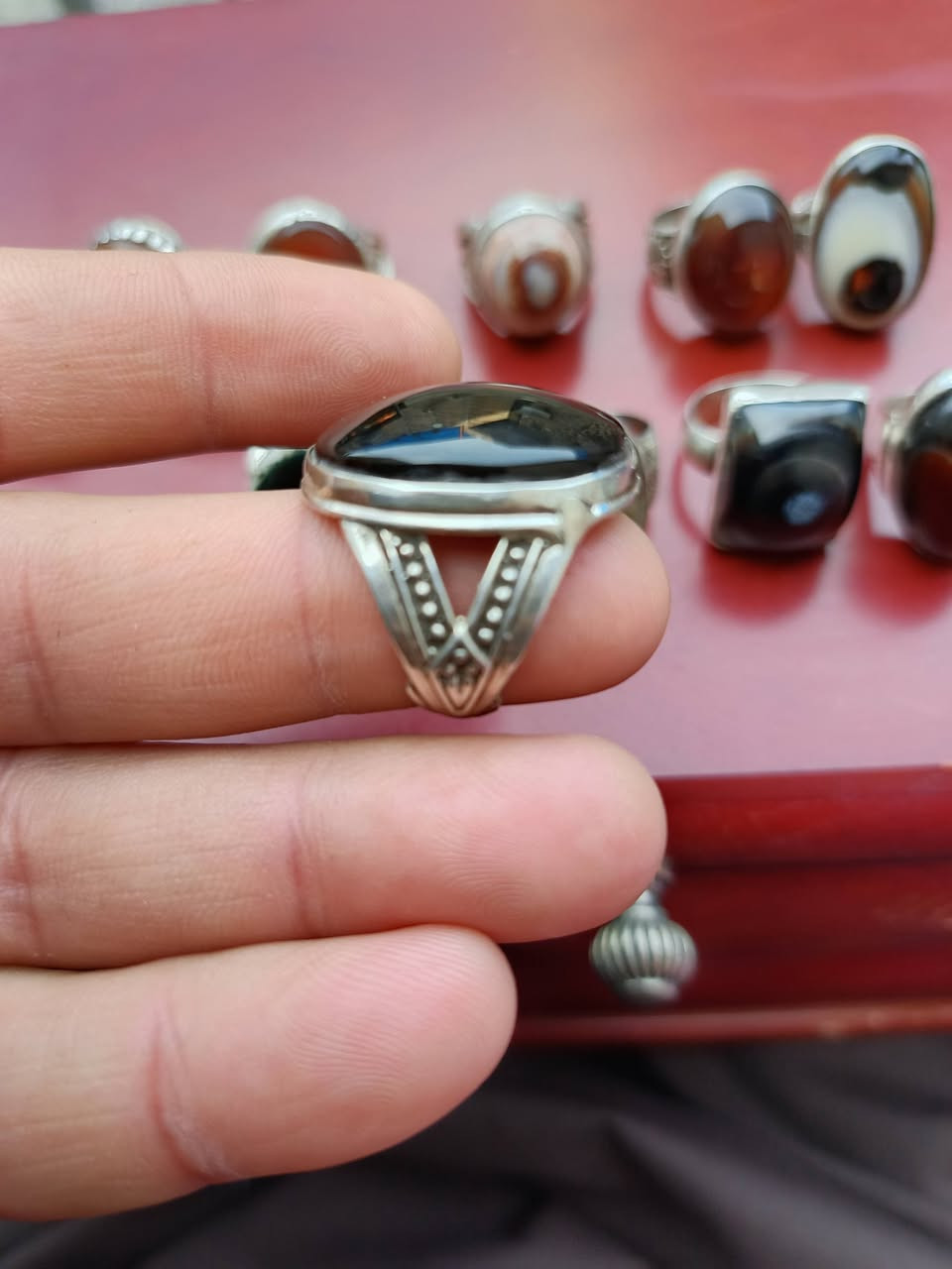 السلام عليكم للبيع خواتم شلعه وحده بدون عمله 400 العدد ١٢ مدينة الصدر ***********
