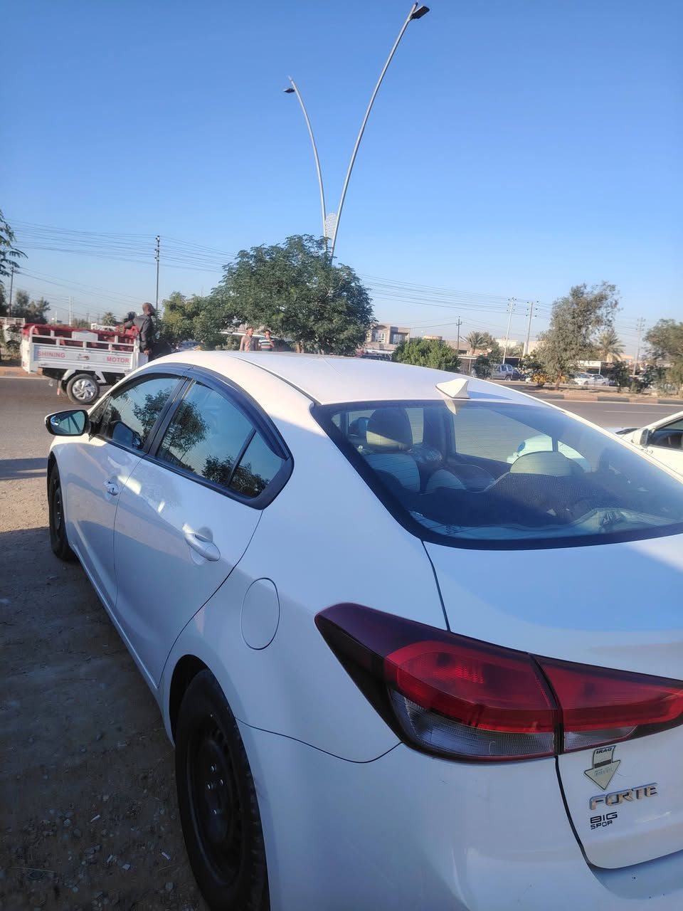 فورتي لون ابيض  / 18رقم بغداد نكليزي تعمير ربع بنيد جاملغ مامي تعمير محركه 2000 دوش كير ايتي. منظومه غاز وبانزين نظامين  وليس تبديل مراوس بحدث لعنده ينزال في تعليقات فقط مراوس بحدث بغداد اريد رقمه بغداد فقط مراوس البيع ***********
