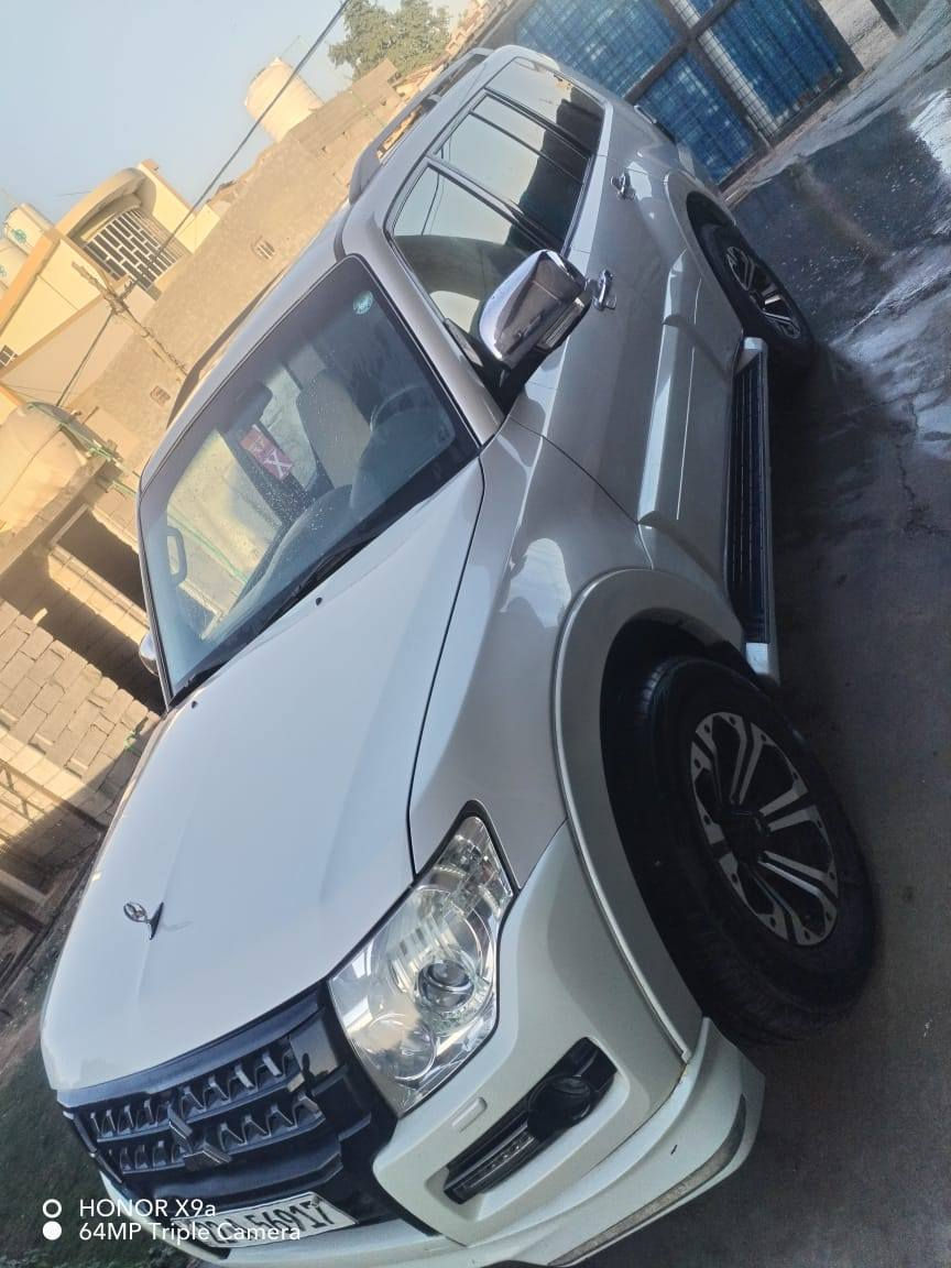 سلام عليكم باجيرو موديل2012 مكينه 3500 سياره مكفوله كفاله عامه مكينه جديد مري شفط سياره جديده ستخدام شخصي راقم جديد سنويه جديده تحويل مباشر مكان السياره بغداد بسمايه *********** كفاله عامه
