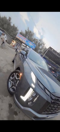 بلوسايد • ٢٠٢٣ • ٦ سلندر