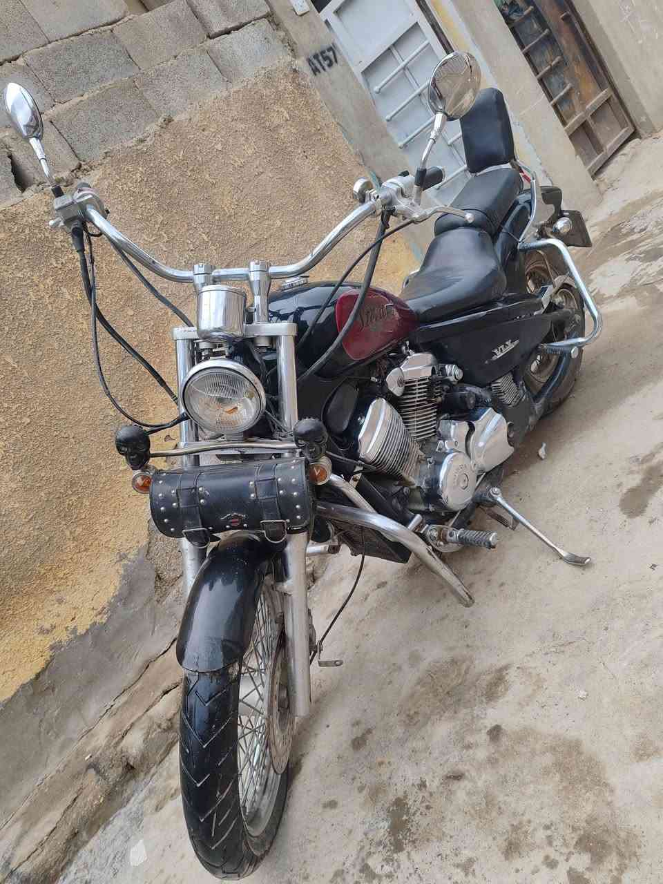 هوندا ستيد 400 اوراق موجودة
السعر المطلوب 750الف قفل
الدراجه بلاديه كلها شغاله حته الكيلو متر فقط بيه صوت بل خانه الاماميه بس تتشغل وتمشي
دروعه اماميه للراديتر ودرع خلغي وامامي ساعه مري اصليه. ستيرن راس الثور دراجه حلوة وكاعدة فقط هاي مشكلته    مكاني بغداد البياع الشهداء  
 ***********
