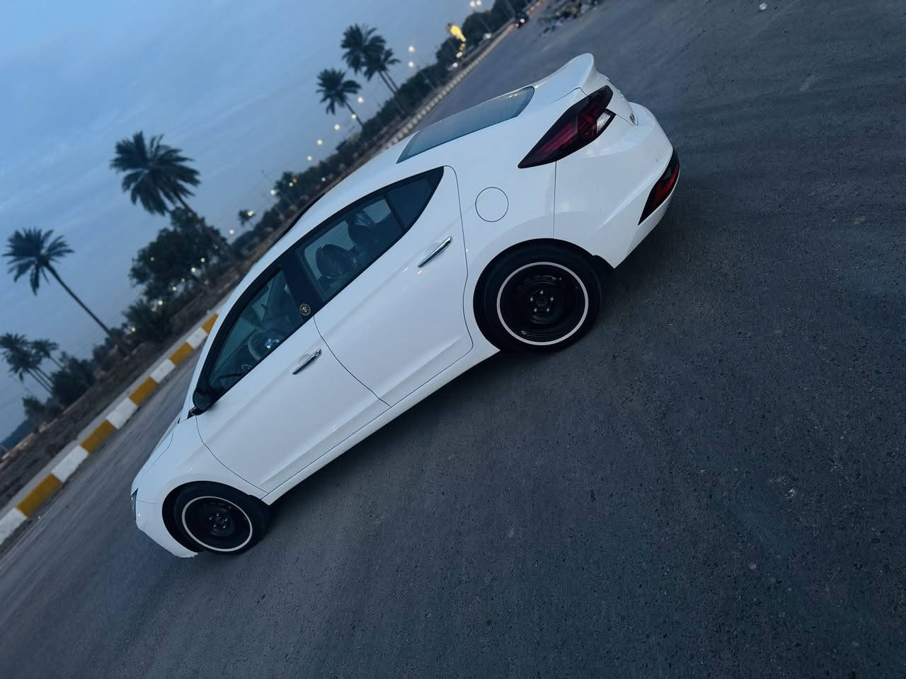 للبيع النترا خليجي رقم بغداد انكليزي
موديل2019

كفاله عامه من كلشي

فول مواصفات

فتحه

بصمه 

كامره اشاير مري

شاشه

جلد كشنات كهرباء

لد امامي خلفي

حساس امامي خلفي

مري شفط 

فول وماناقصه شي مال جناي

كير مكينه كفاله محرك مامفتوح 

ماشيه 160

السعر165 وبيه مجال

***********. مكان السياره بابل مشروع لمسيب￼
