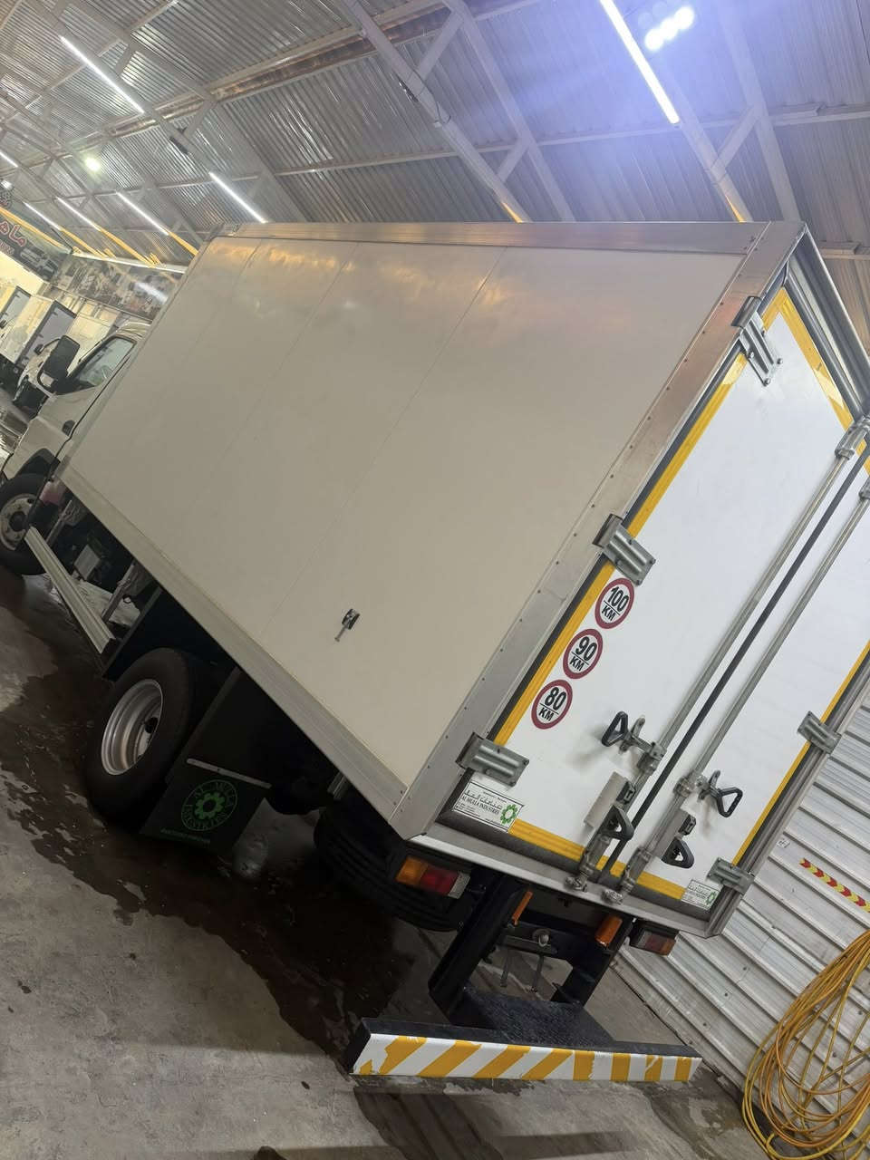 معرض شمس 
معارض الحبيبية مقابل ملعب المدينه الدولي
كانتر براد 
مديل 2024
جهاز متصل  كارير
جام كهرباء 
السيارة نضيفة جداً
صناعات الملا 4.5 متر

موبايل ***********
