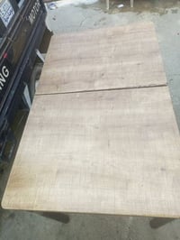 ميز طعام بدون كراسي   سعر 20الف قفل 07726669871