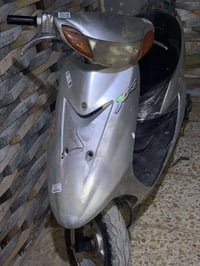 عصفورة شغالة سلف هندر كهربائيات نضيفة مكينه ناعمة ماعوزها شي مكاني بغد...