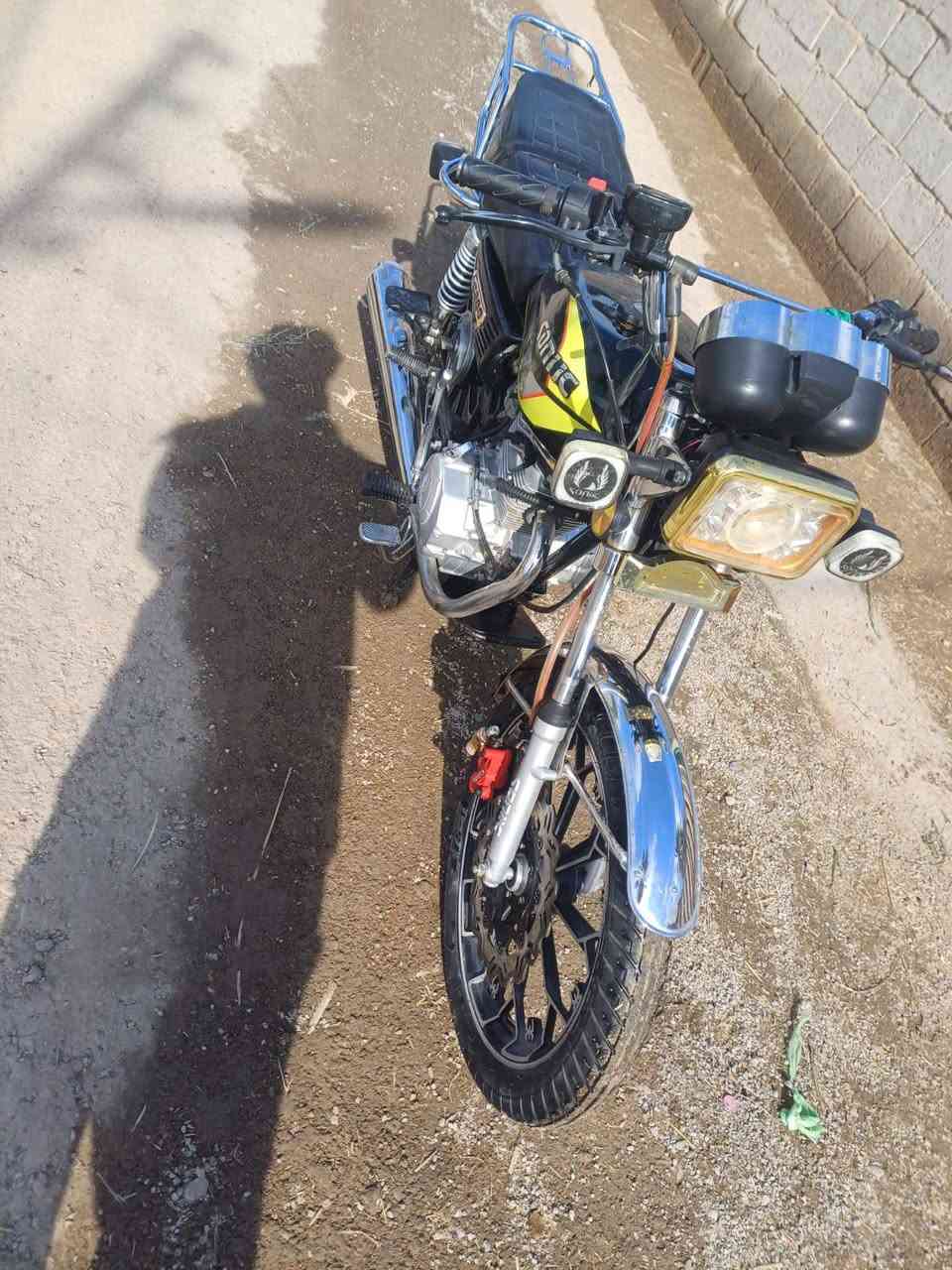 سيفان م ٢٥ نضافه فول  سعر ٦٥٠مكان بعقوبه تفاصيل ***********
