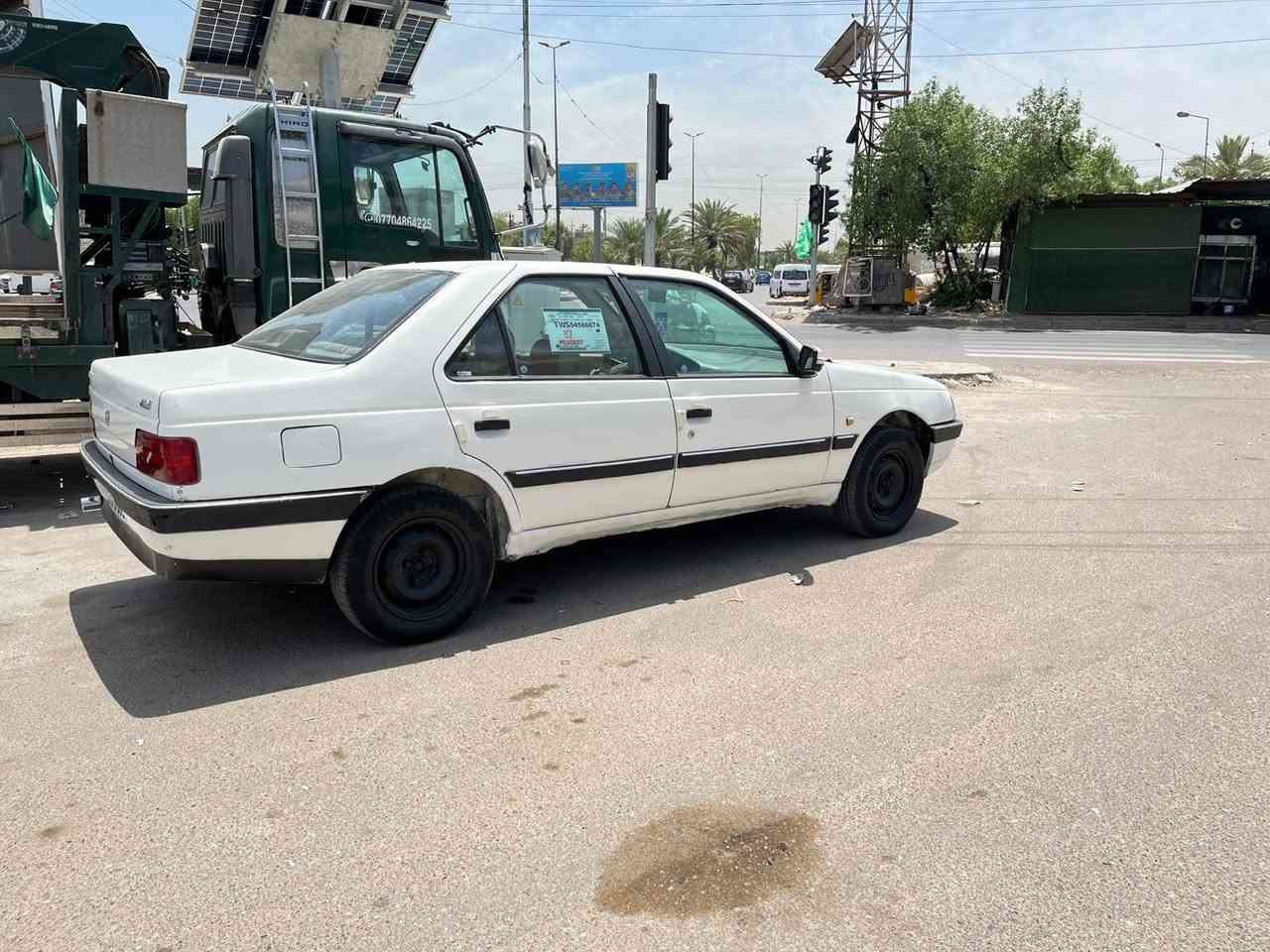 سلام عليكم ابيجو الميس موديل 209سياره مكفوله من ضربه وصبغ بيه بس البنيد طير فقط مكينه وكير مكفولته تبريد شغل شغل تخم تاير جديد صدر مامي وخلفي جديد هزه جديد سنويه الى 30سياره سياره مال جناي السعره 33مكاني بغداد بلديات وهذ رقمي ***********
