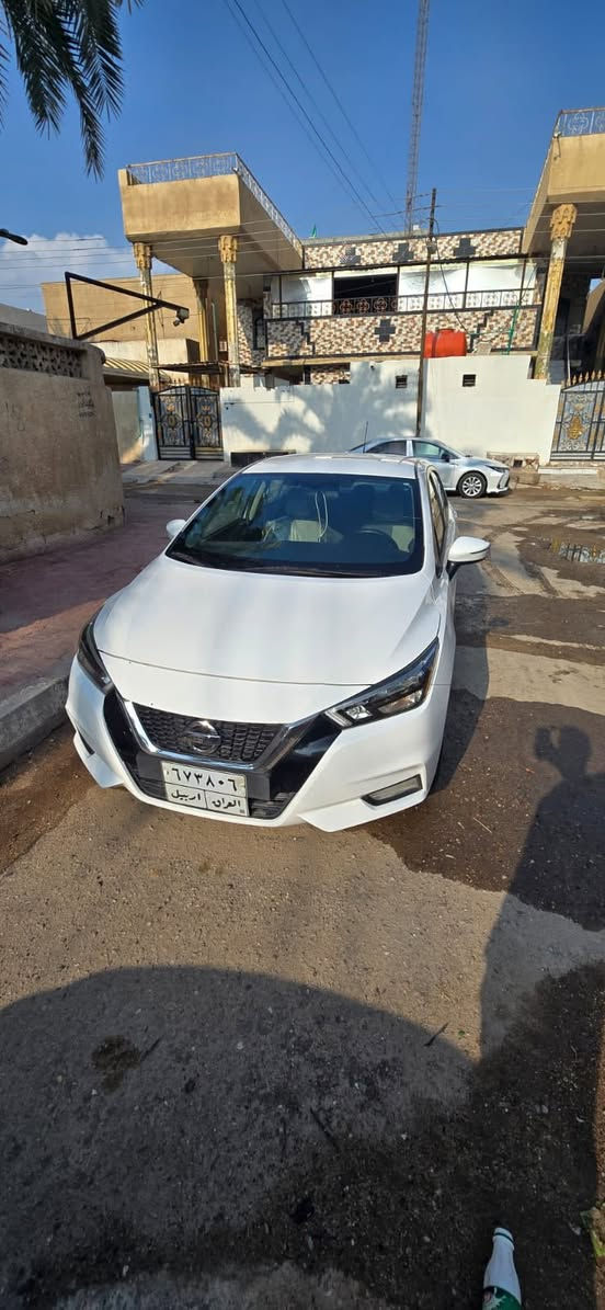 نيسان صني 2021 مكسيكي ماشي 40,000 سيارة كفالة من كلشي ضربة صبغ حدادية مكينة تبريد كله محسن تكسي ما مشتغلة رايده ١٢٥$ وبيه مجال ***********
