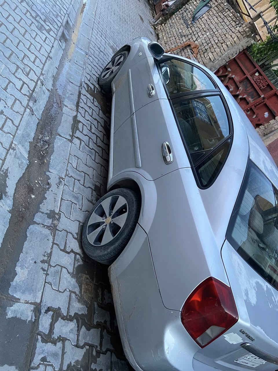 سلام عليكم أبيع فورنزا موديل ٢٠٠٧ أمريكي حادثها جاملغ ول بنيد سياره كامله مناقصها اي شي بيه جراد بل جنطه ول قماره بدون خياسات تخم تاير جديد باتري جديد صدرها حلو شكك طلعه صبع بدون اي ضرر كير مكينه جدد سياره مابيعها له عقد مروري السعر ٥٤ بكاني بغداد الشعله ***********
