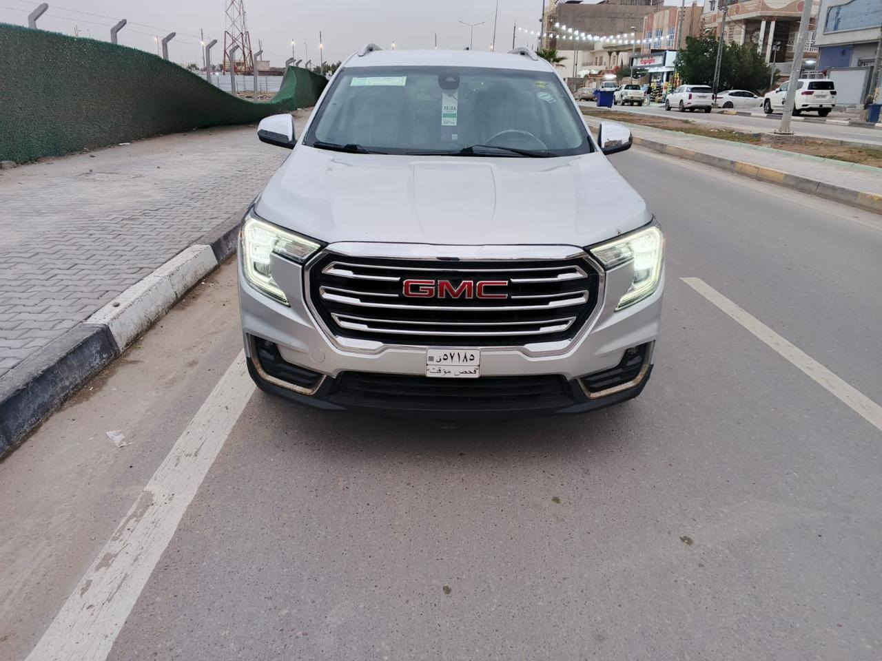 🚙 للبيع او مراوس  جمسي تيران -2022   GMC Terrain SLT
📍الموقع بصره معقل سعرها( 150 $ )
المحرك 1.5 لتر تيربو - اقتصادي وقوي 
المسافة المقطوعة: 34 
نظام الدفع : أمامي 
اهم الموصفات:
✅️ مقاعد جلد وكهرباء مع ذاكرة لمقعد لسائق 
✅️تدفئه للمقاعد الأمامية ومقود للقيادة 
✅️ شاشة 8 إنج تدعم  Apple carplay ✅️وAndroid+Auto 
✅️ نظام  صوت Bose ®️ ب 7 سماعات 
✅️ تشغيل عن بعد + بصمه جميع الأبواب 
✅️ رادار أمامي وجانبي _ حزمة أمان GMC pro
✅️كاميرا خلفيه HD دوارة +حساسات 
✅️ إضاءة LED أمامية وخلفيه +عجلات 18انج 
✅️ تحكم مزدوج بالمناخ +تبريد خلفي 
✅️ رقم فحص مؤقت .تترقم جميع المحافظات 
✅️ الضرر جاملغ أمامي ورصعات بالجاملغات الخلفيه والأبواب وفعصه صغيره بالقماره ( صبغ عام درجه اولى)
صور الحادث ورقم الشاصي مرفقه .
🚙 
سيارة تجمع بين الفخامة، والتكنولوجيا ، والا عتمادية _جاهزه للمعاينه


**إذا كنت صاحب هذا الإعلان وتريد حذفه لأي سبب، رجاءا أرسل رسالة إلى الدعم الفني**