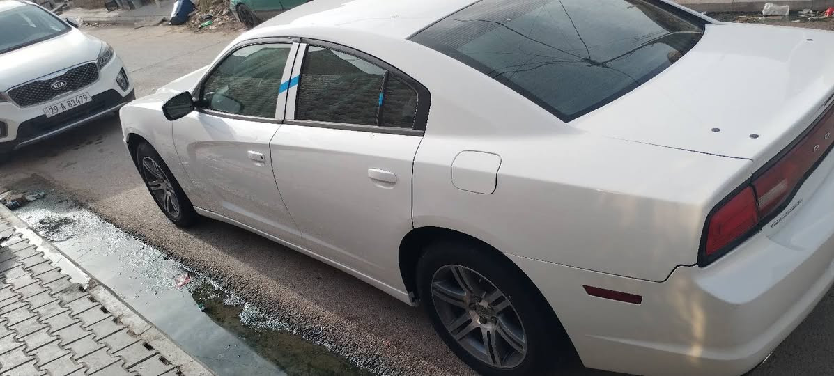 جارجر مديل 2012رقم اربيل سياره داخله كفاله  بيه صار  بل باب تعمير  وبل جملغ خلفي تعمير  سياره كير ومكينه ستنوي شادهن كارتون وتبريد ثلج مراوس اوبامه احدث  او بيع   ***********
