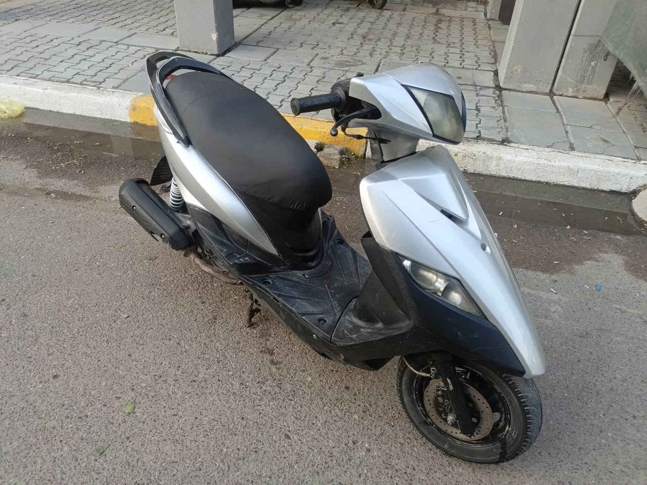 السلام عليكم ماكس ثعلب نظيفه دراجه شغاله سلف بكل وقت محرك ناعم دراجه شلعتهه ثكيله عوزهه كلجات نقص قبغ هندر سعرهه 400 مكاني الكرخ العلاوي ***********
