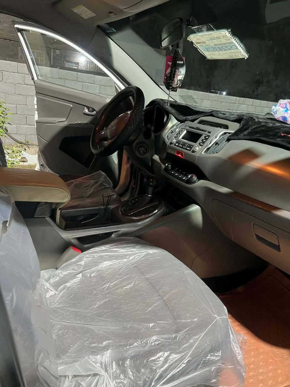 سلام عليكم سبورتج موديل ١١ للبيع سياره نضيفه وجاهز كير محرك مكفول صدر كهربائيات تبريد تخم تاير كله جاهز السعر١٥٠
مكلف بالنشر اخوان الشراي يتصل ***********
