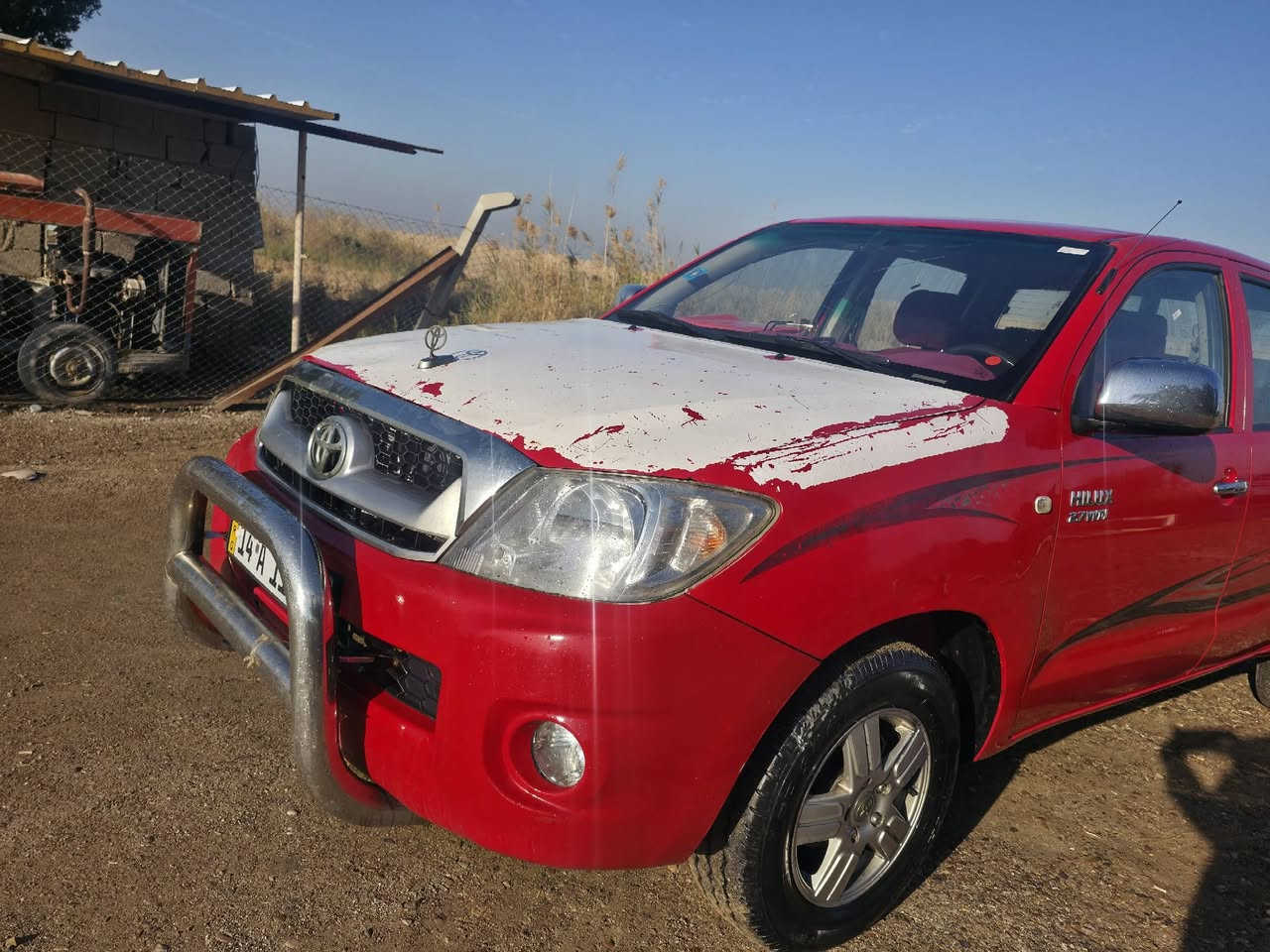 هايلوكس٢٠٠٩
كير ومكينه واكسل وحداديه وكهربائيات
وتبريد كلهم في حاله جيده 
رقم  وسنويه دولي بصره 
دوشمه جديده وارضيه جلد 
السعر ١٤٥  وشراي يخابر وأنا بالخدمه
مكان السياره واسط الدجيلي للاستفسار
الاتصال على الرقم ***********
