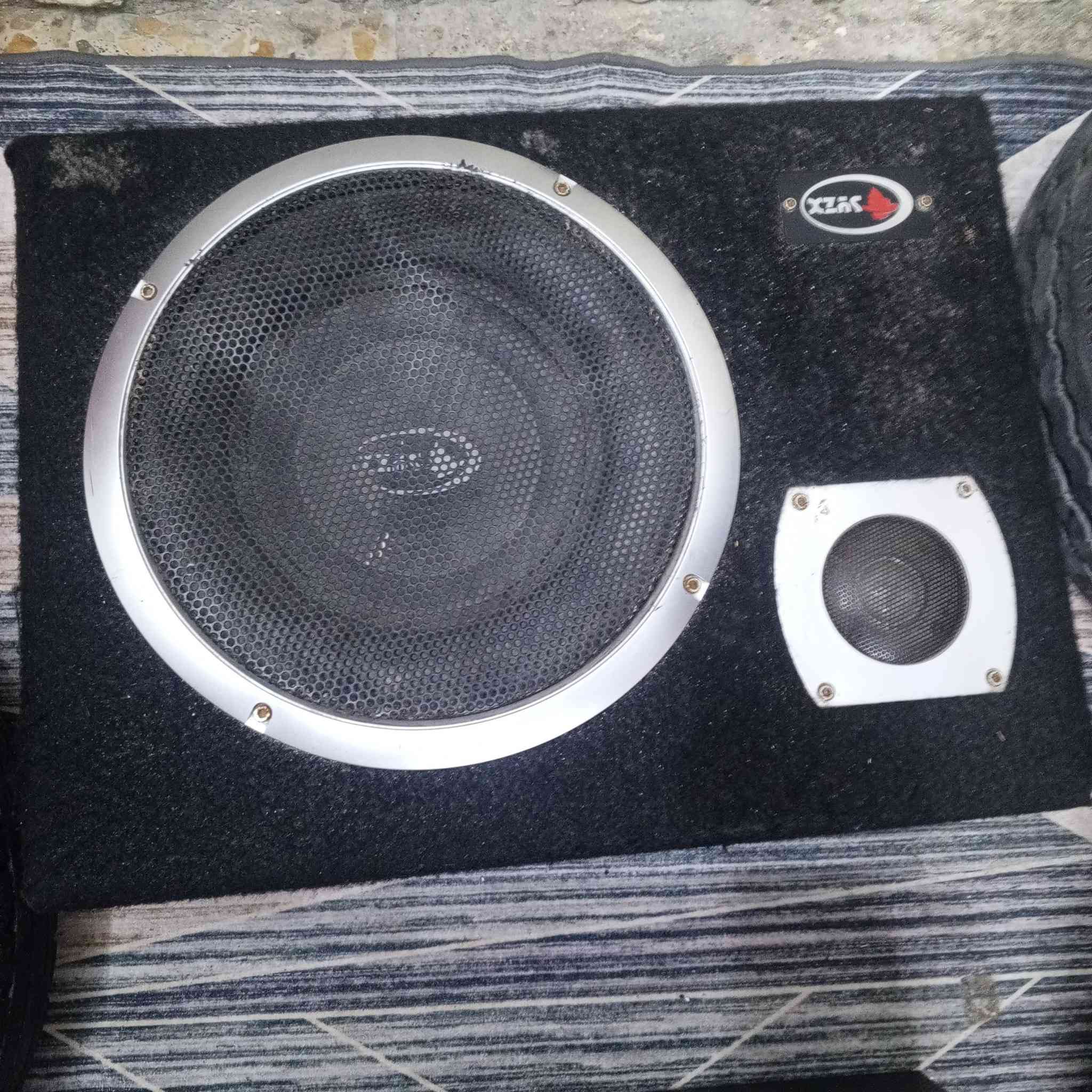 السلام عليكم مضخمات وسبيرات*********** جدد مستخدمات قليل  للبيع
