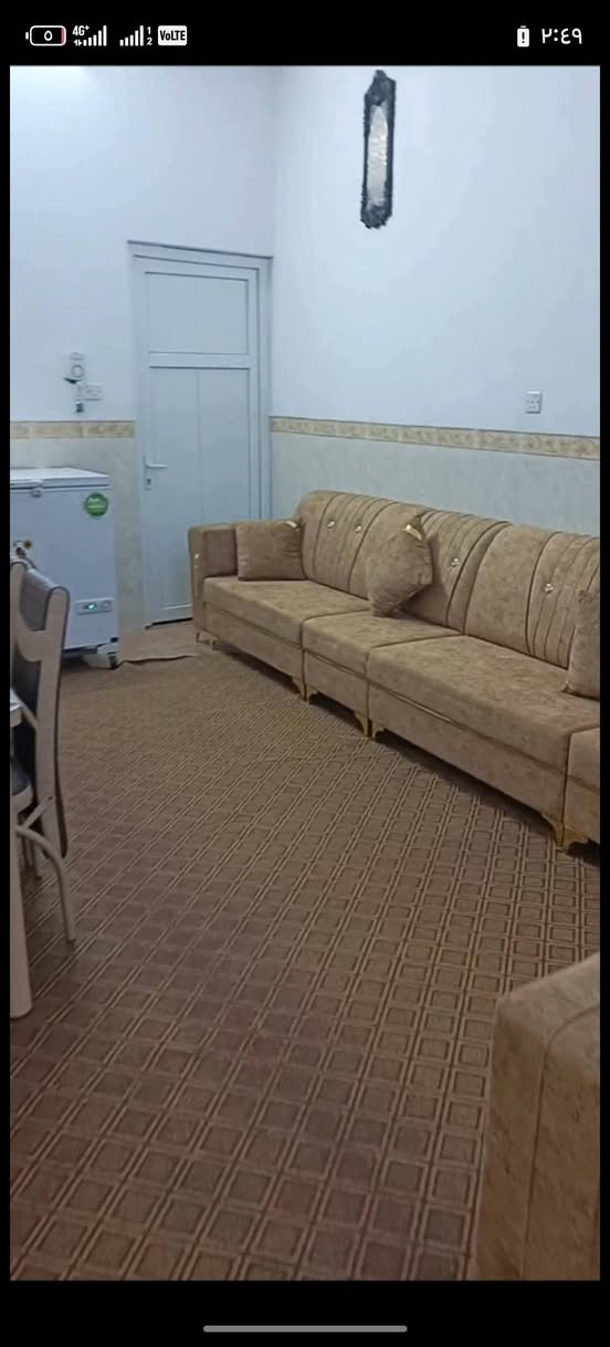 بيت للبيع حي الانتصار شارع 30
مساحته 110 أمتار مقابيل جامع خديجة تبليط جديد وخدمات كامله سند ملك صرف طابو الزهور شرط التحويل يتكون من غرفة وهول واستقبال ومطبخ ومشتملات وبيتونه فول

السعر 62 وبي مجال للتواصل

,, *********** واتساب

,, 

***********
