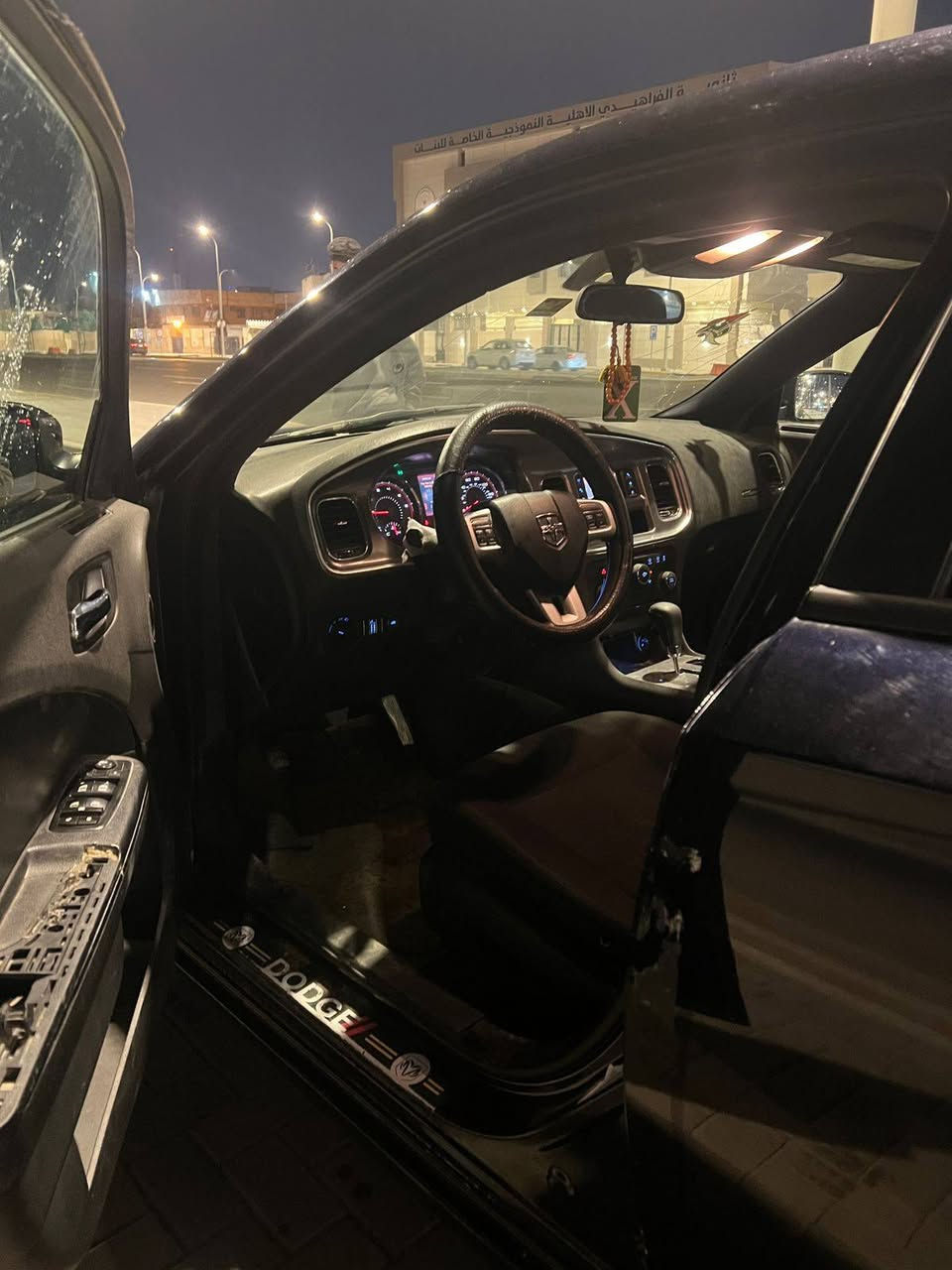 السلام عليكم جارجر موديل 14 جاهزه ومتومه كصه فقط قماره السعر 62  الرقم بيه واتساب ***********
