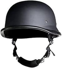 عندي غراض للبيع خوذتين القطعه ب30 جدد مو مستخدمات وبيهن استيكراتهن وبي...