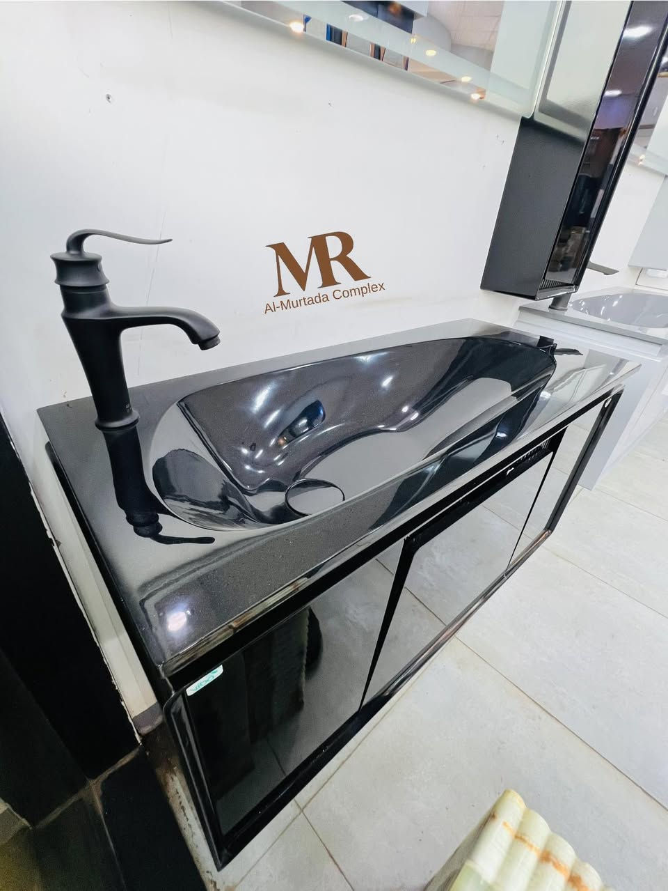 متوفر لدى مجمع المرتضى 
#مغسلة كاونترية 
قياس 100 سم 
حوض اكرلك 
Pvc بلاستك 
العنوان 
الفرع الاول كربلاء-طويريج - الجمعية شارع الجدول مجاور مطعم تراث 
الفرع الثاني كربلاء-طويريج الشارع الحولي 
وتساب *********** 
#مغسلة #كاونترية #pvc
