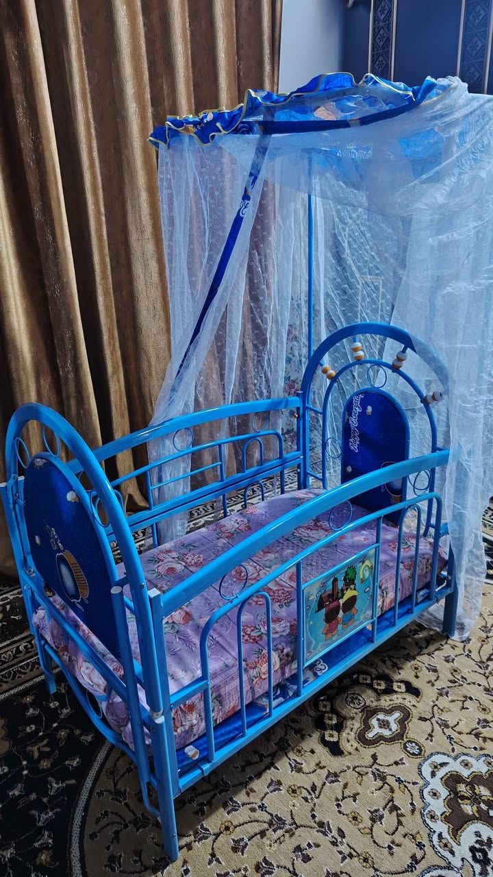 اسلام عليكم #للبيع كاروك طفل  ويرهم قريوله بعده جديد 
مناقصه شي كامل 
سعره 80 الف وبي مجال  قليل
للستفسار ***********
