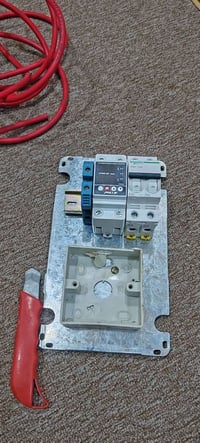 بورد شحن • جاهز • ميحتاج شي