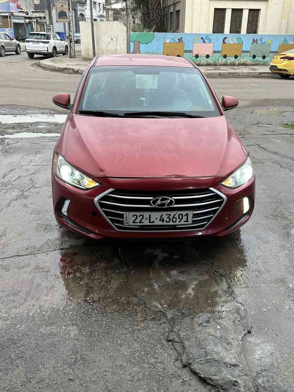 للبيع 

النترا موديل 2018 

حادث جاملغ ايسر قطعه والبابتين نفس الجهة كلير 
بدون ايرباك 

مواصفات نص فول 

سياره رقم أربيل باسمي تحويل ثاني يوم وكاله ما اسوي احول فقط 

ملاحظه صارت بيها طخه بسيطه عندي بالجنطه يعني ممبينه هواي 

السعر 120 بيها مجال قليل 

للاستفسار: ***********
