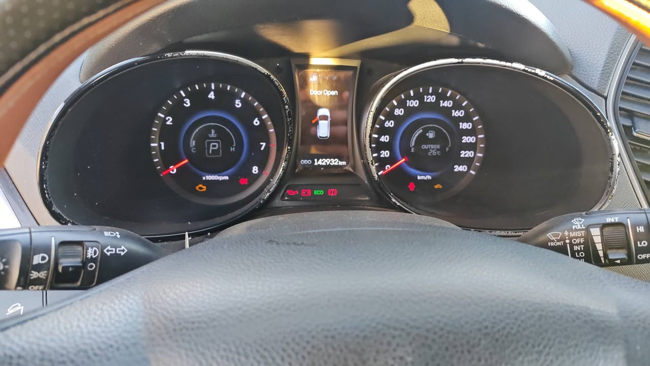 موديل ١٣ بدون صبغ سنويه بسمي 
فول مواصفات محرك ٦سلندر (السعر١٨٠) 
مكان كركوك ***********(١٨٠)
