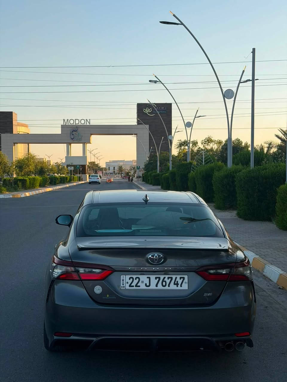 السلام عليكم الحلال للبيع
تيويوتا كامري (وارد امريكي ) 2021 SE 

رقم اربيل جديد انكليزي بسمي شرط التحويل و الغرامات 
 
بجم كبس 

ضرر السيارة : باب السايق والخلفه و الجامغلين الخلفيات فقط 

السيارة ماشية 100 الف ميل 

السيارة مال بيت ما ناقصها اي شي شغل واطلع و كفالة كير ومحرك و التحويل اضافة الى مواصفاتها معروفة كامرة حساسات مثب مسار اشارة بالمري وهاي المواصفات المعروفة 

📍موقع السيارة : صلاح الدين-تكريت-القادسية

السعر 155 وبيها مجال 

للاستفسار : 

☎️ ***********
☎️***********
